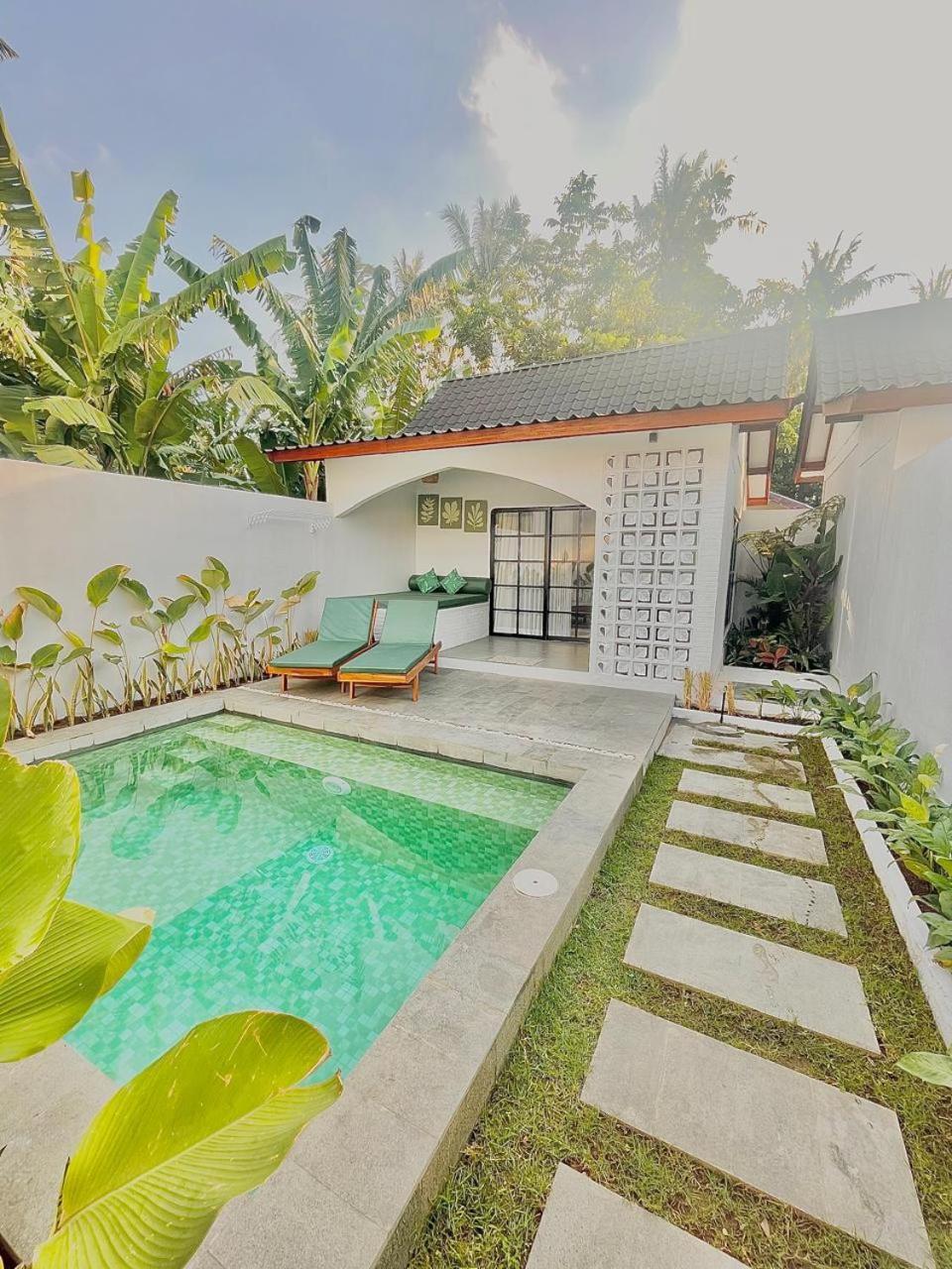 Cozy Cottages Lombok Senggigi Exteriör bild