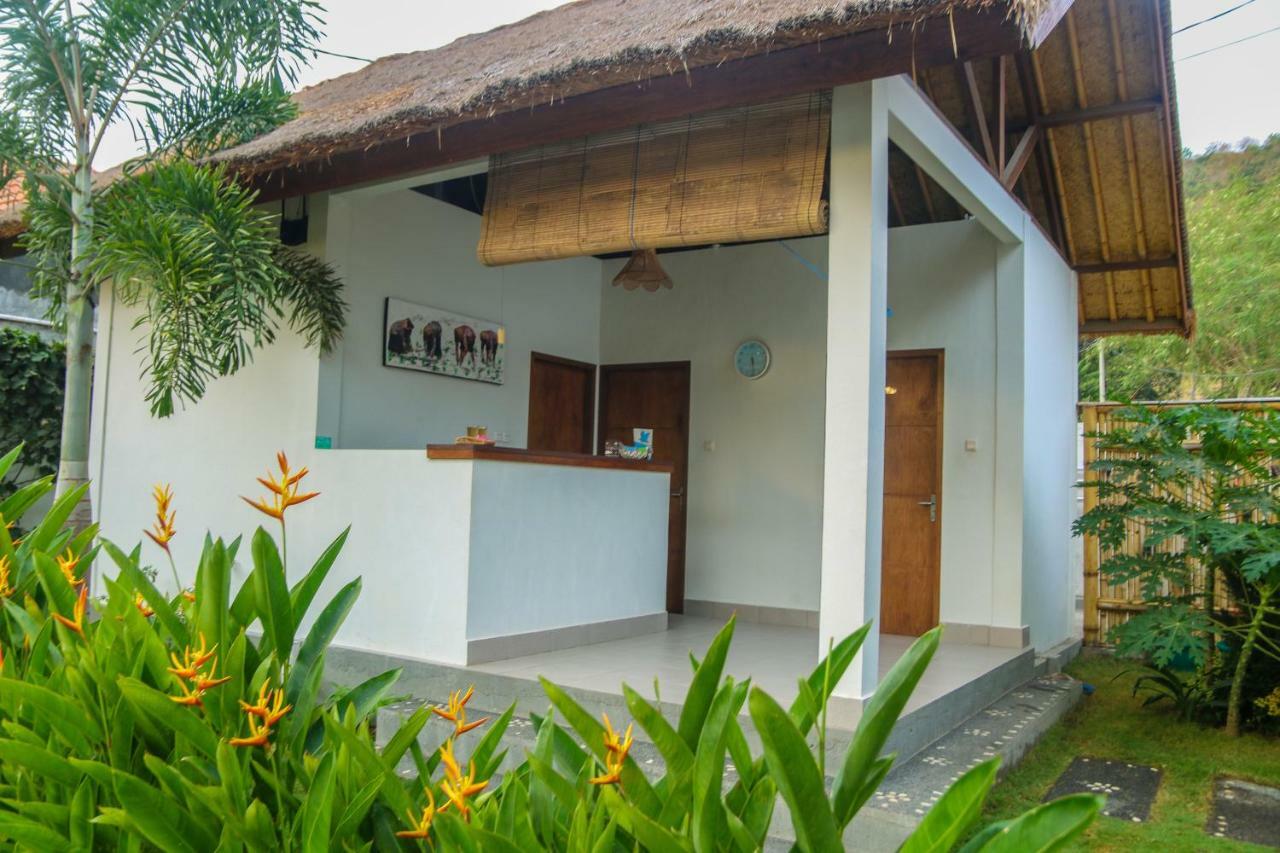 Cozy Cottages Lombok Senggigi Exteriör bild